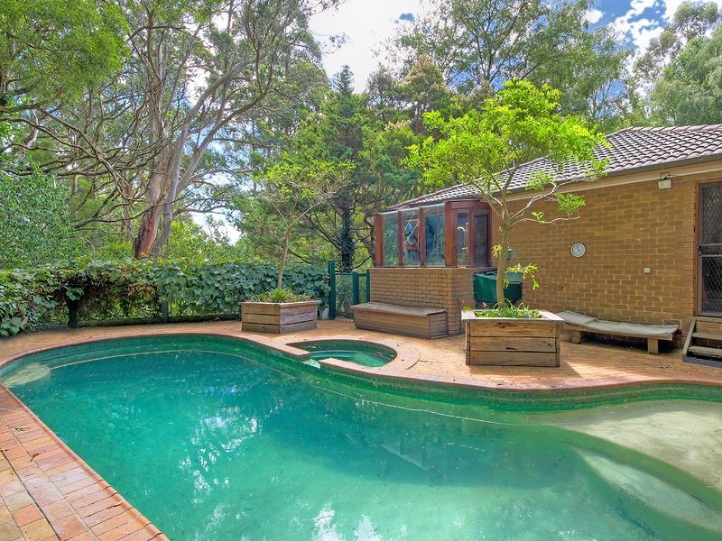 8 Greenthorpe Road, Olinda VIC 3788