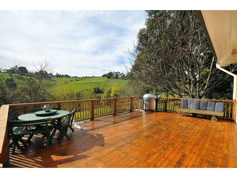 86 Trumpington Grove, Kallista VIC 3791