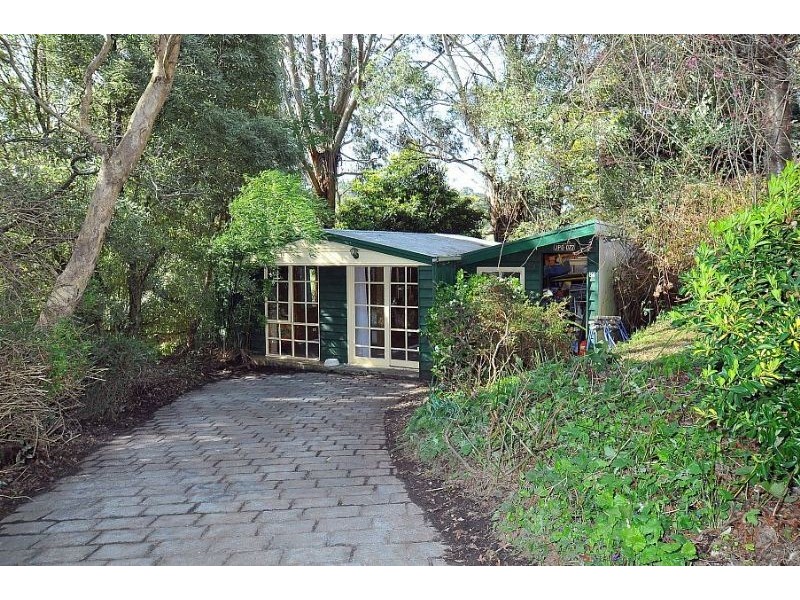 86 Trumpington Grove, Kallista VIC 3791