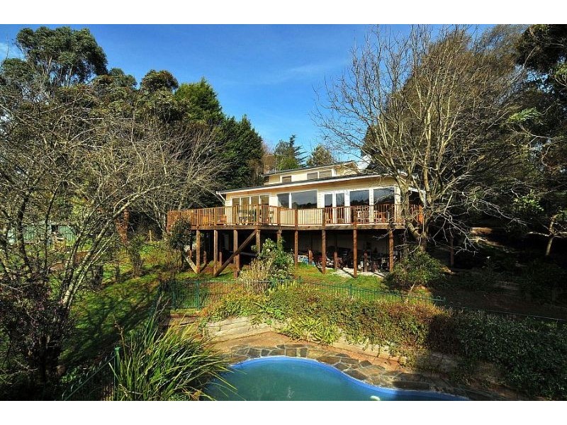 86 Trumpington Grove, Kallista VIC 3791