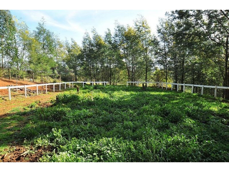 86 Trumpington Grove, Kallista VIC 3791