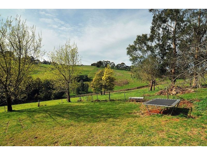 86 Trumpington Grove, Kallista VIC 3791