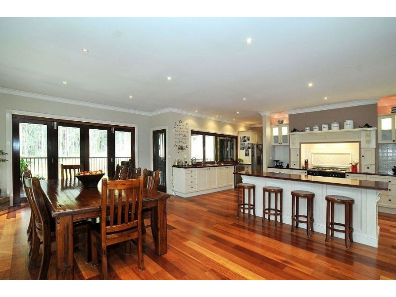 18-20 Vika Avenue, Monbulk VIC 3793