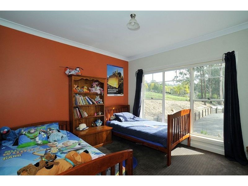 18-20 Vika Avenue, Monbulk VIC 3793