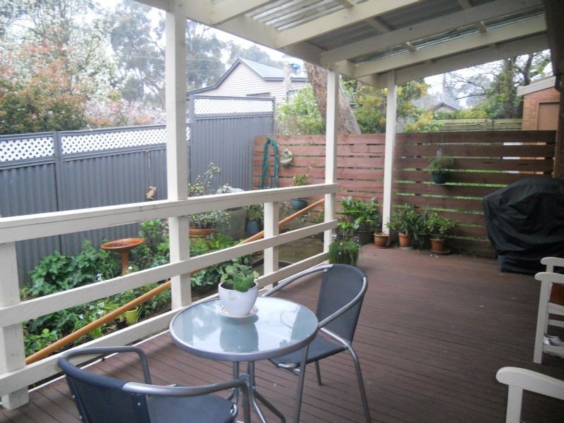 4/4 Bayview Avenue, Upwey VIC 3158