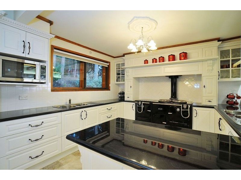 19 Observatory Road, Mount Dandenong VIC 3767