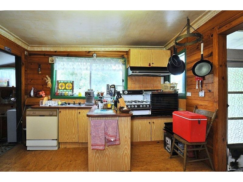 50 Thompson Road, Upwey VIC 3158