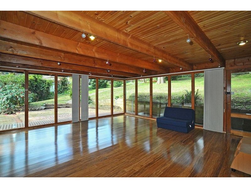 10 Old Coach Road, Sassafras VIC 3787