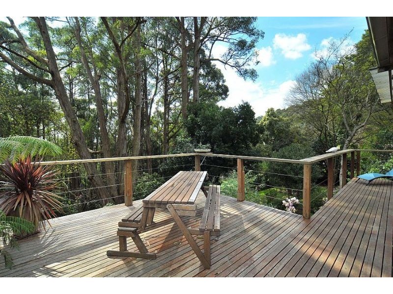 10 Old Coach Road, Sassafras VIC 3787