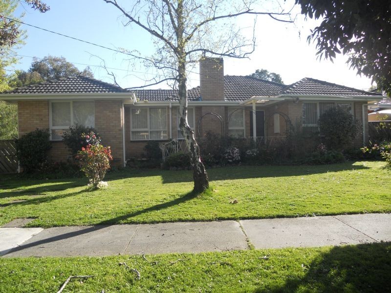 54 Binbrook Drive, Croydon VIC 3136