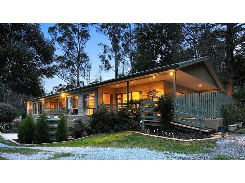 10-12 Ernest Road, Kalorama VIC 3766