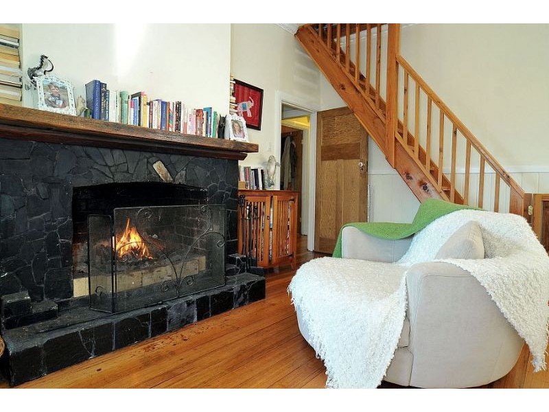 23 Falls Road, Kalorama VIC 3766