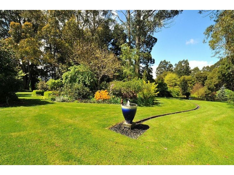 12 Mernda Road, Olinda VIC 3788