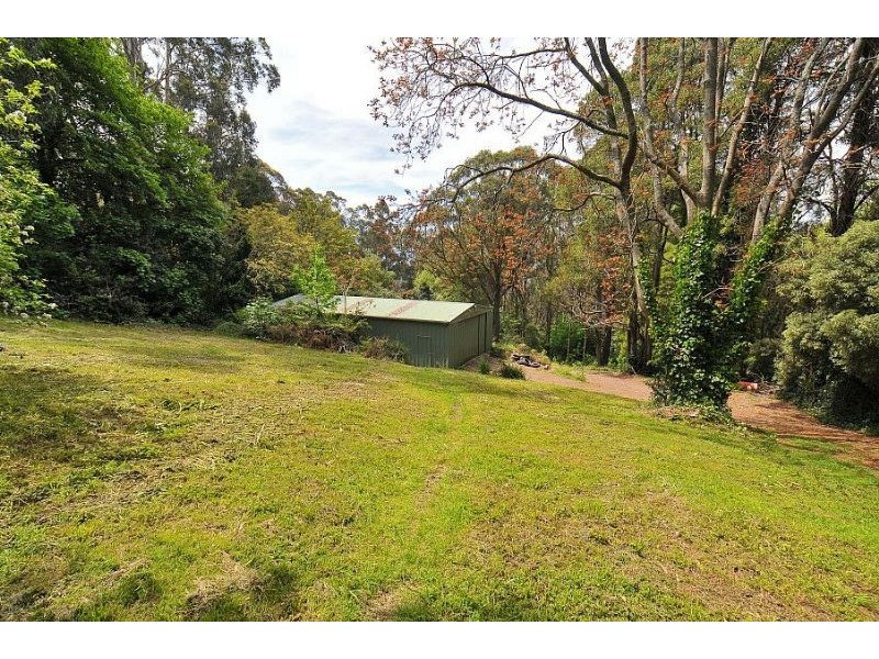 63 Falls Road, Kalorama VIC 3766