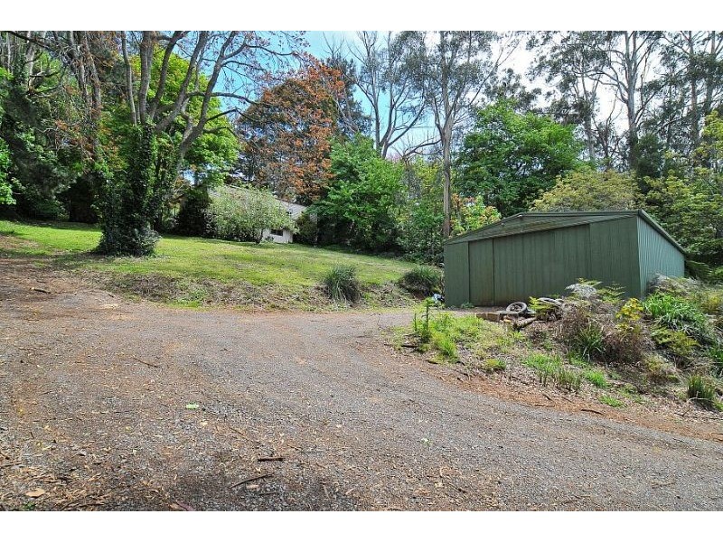 63 Falls Road, Kalorama VIC 3766