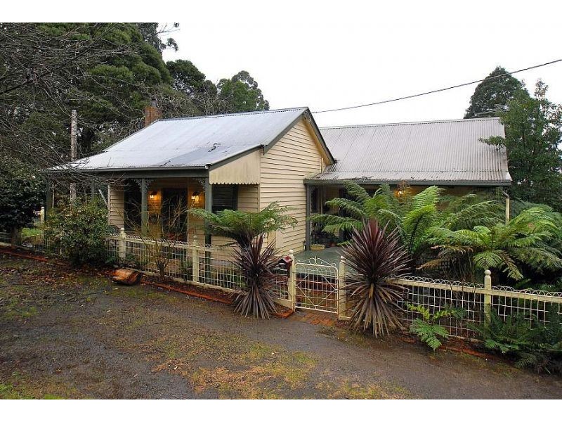 10 Yarrabee Road, Mount Dandenong VIC 3767