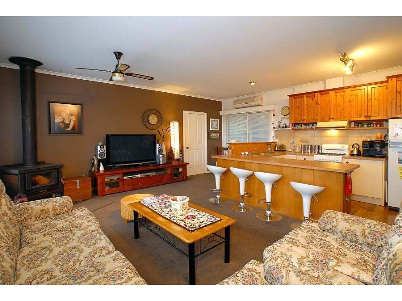 10 Yarrabee Road, Mount Dandenong VIC 3767