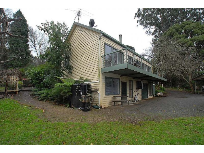 10 Yarrabee Road, Mount Dandenong VIC 3767