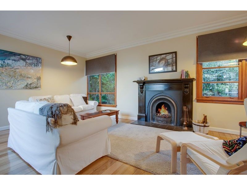 15 School Road, Ferny Creek VIC 3786