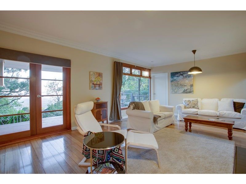 15 School Road, Ferny Creek VIC 3786