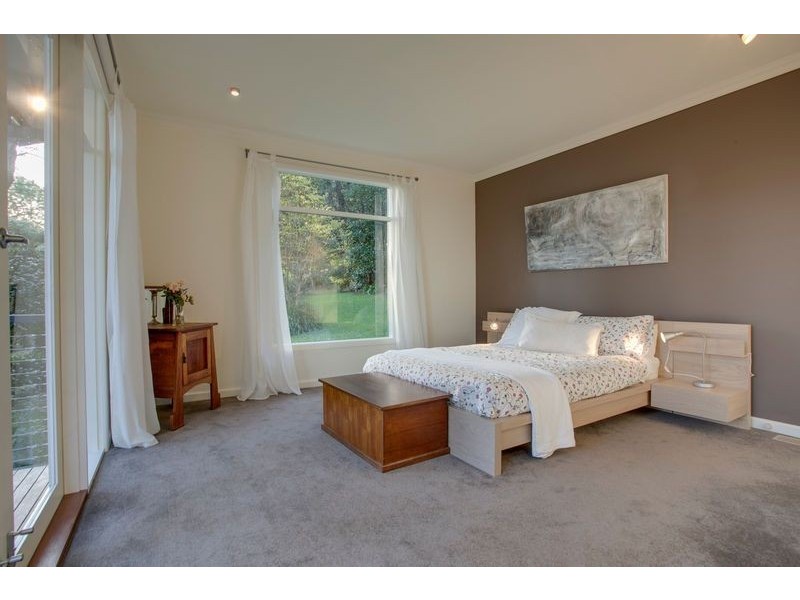 15 School Road, Ferny Creek VIC 3786