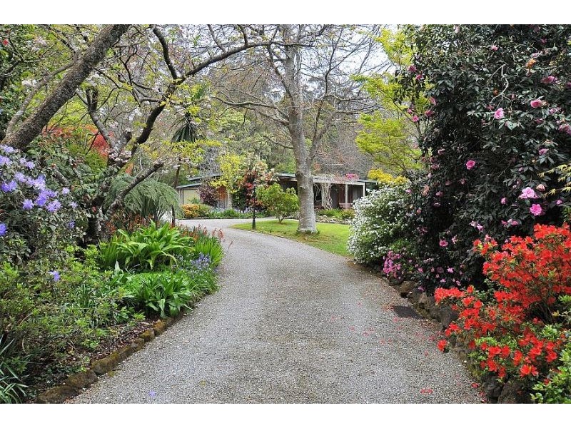 12 Georges Road, Sherbrooke VIC 3789