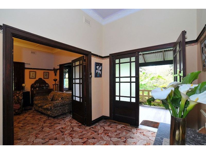 1461 Mt Dandenong Tourist Rd, enter Monash Ave, Olinda VIC 3788