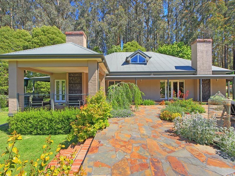 Mount Dandenong VIC 3767