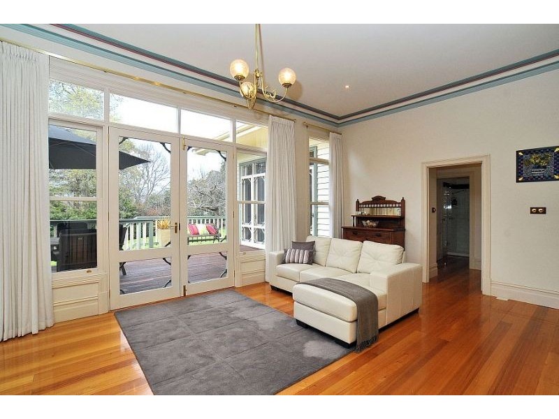 7 Clarkmont Road, Sassafras VIC 3787
