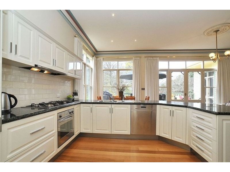 7 Clarkmont Road, Sassafras VIC 3787