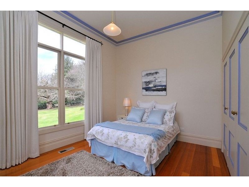 7 Clarkmont Road, Sassafras VIC 3787