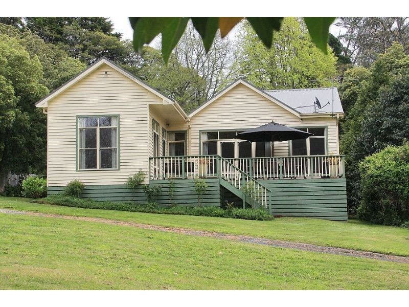 7 Clarkmont Road, Sassafras VIC 3787