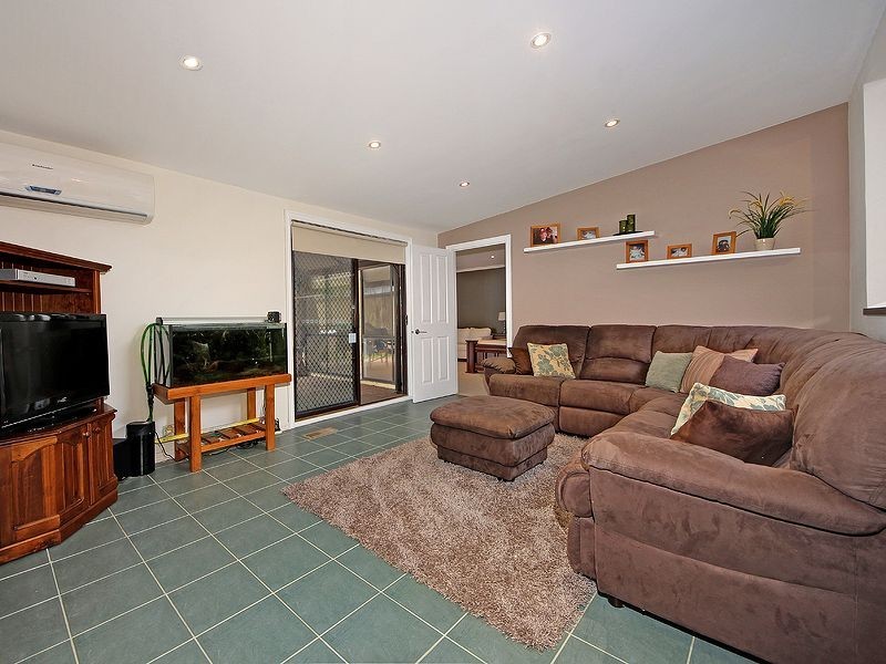 65 Moores Road, Monbulk VIC 3793