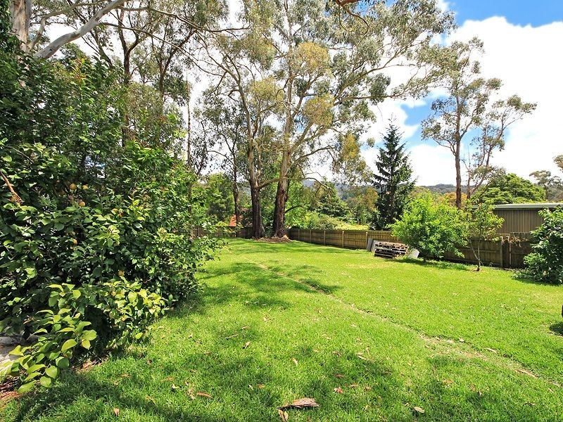65 Moores Road, Monbulk VIC 3793
