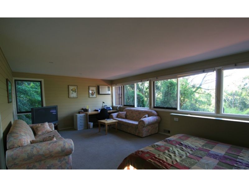 20 Rosemont Crescent, Kalorama VIC 3766