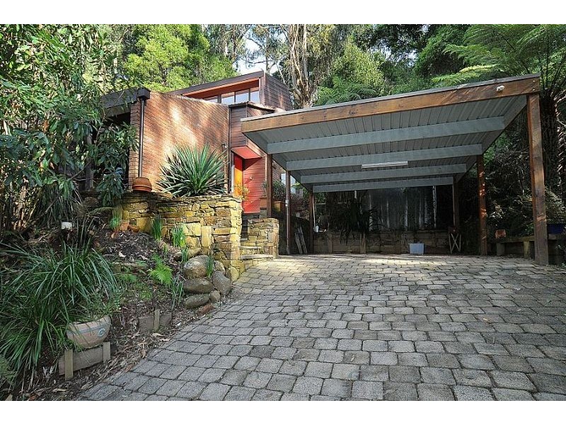 20 Rosemont Crescent, Kalorama VIC 3766