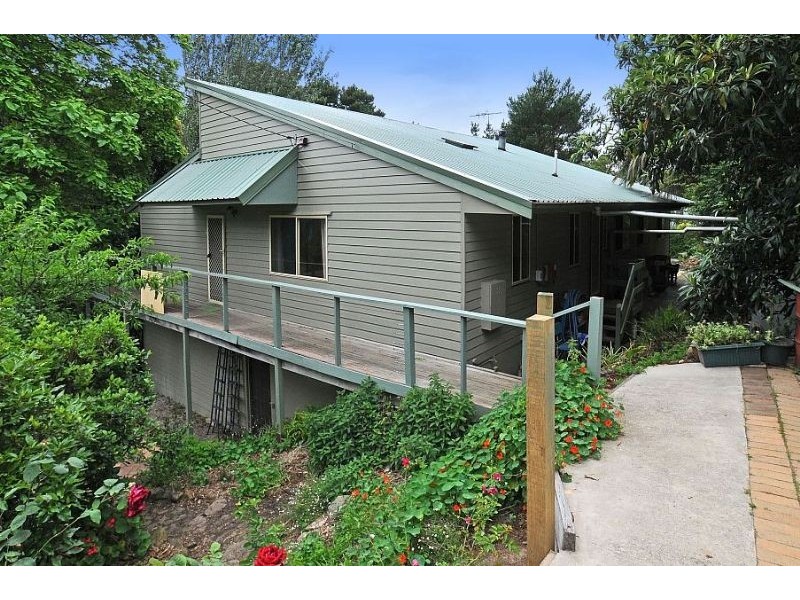 12 Roma Parade, Upwey VIC 3158