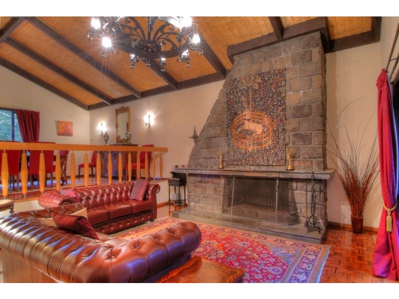 109 Hilton Road, Sassafras VIC 3787