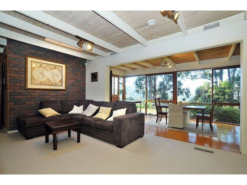 24 Barbers Road, Kalorama VIC 3766