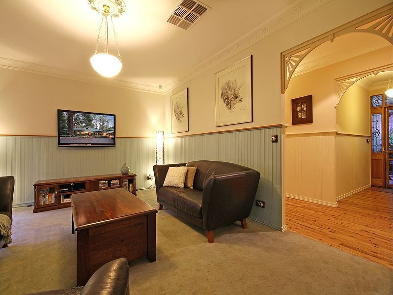 5 Fenton Street, Mount Dandenong VIC 3767
