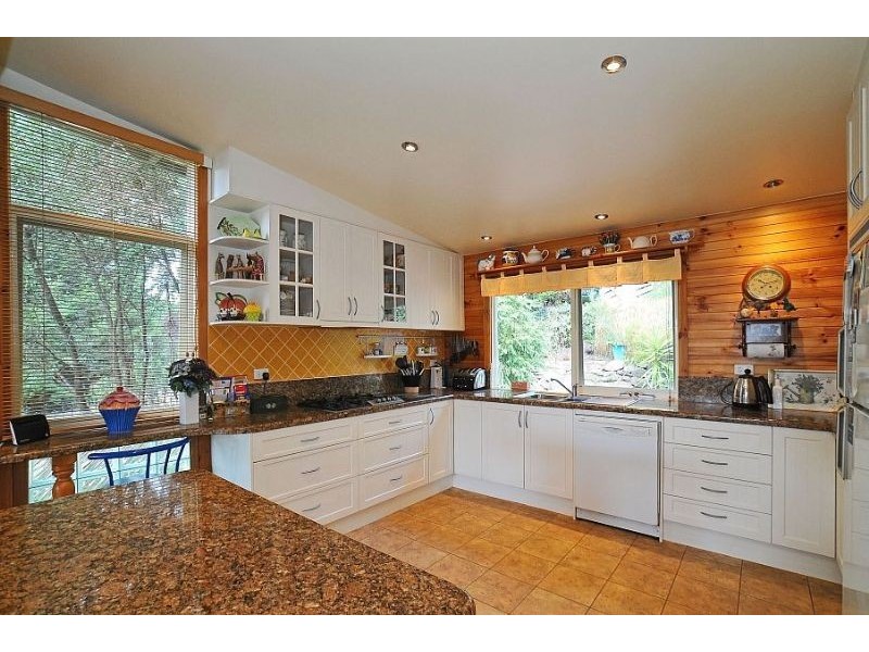 26 Hughes Street, Upwey VIC 3158