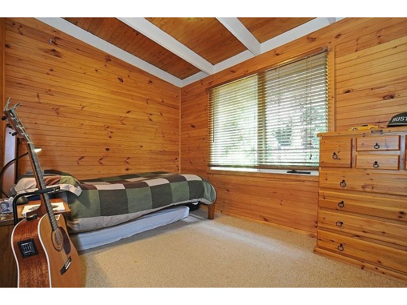 26 Hughes Street, Upwey VIC 3158