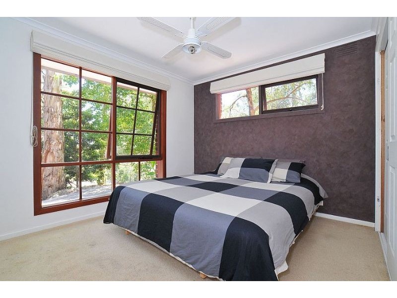 13 The Serpentine, Tecoma VIC 3160