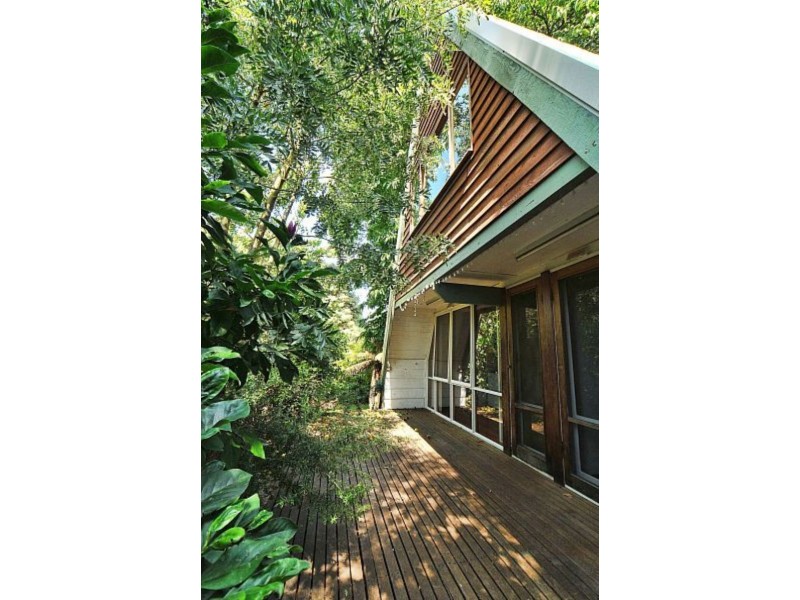 6 Claverton Avenue, Mount Dandenong VIC 3767