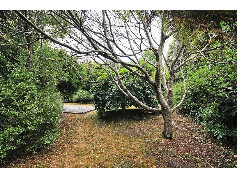 216 Mt Dandenong Tourist Road, Ferny Creek VIC 3786