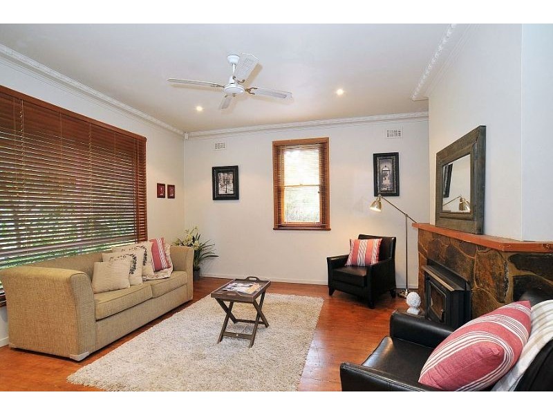 216 Mt Dandenong Tourist Road, Ferny Creek VIC 3786