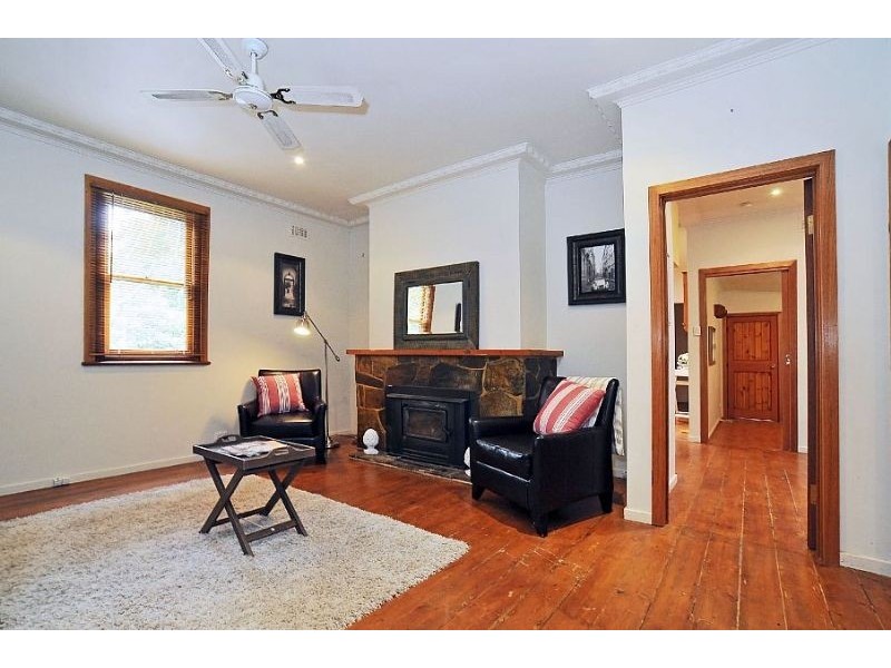 216 Mt Dandenong Tourist Road, Ferny Creek VIC 3786
