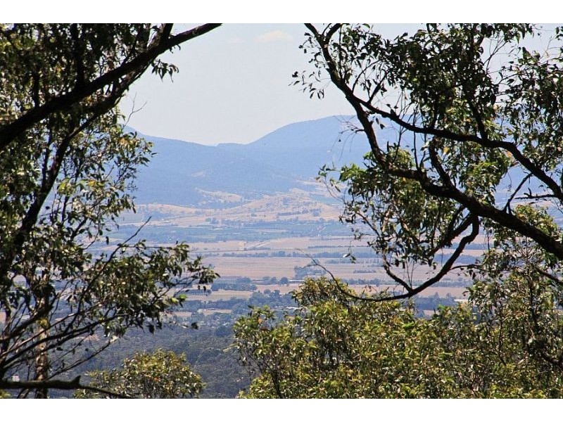 19 Erith Lane, Kalorama VIC 3766