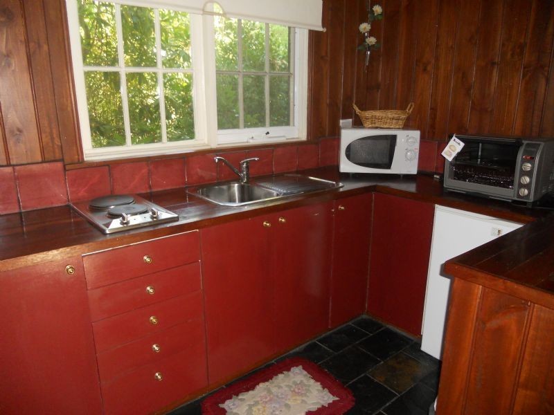 1/82   Olinda Monbulk Road, Olinda VIC 3788