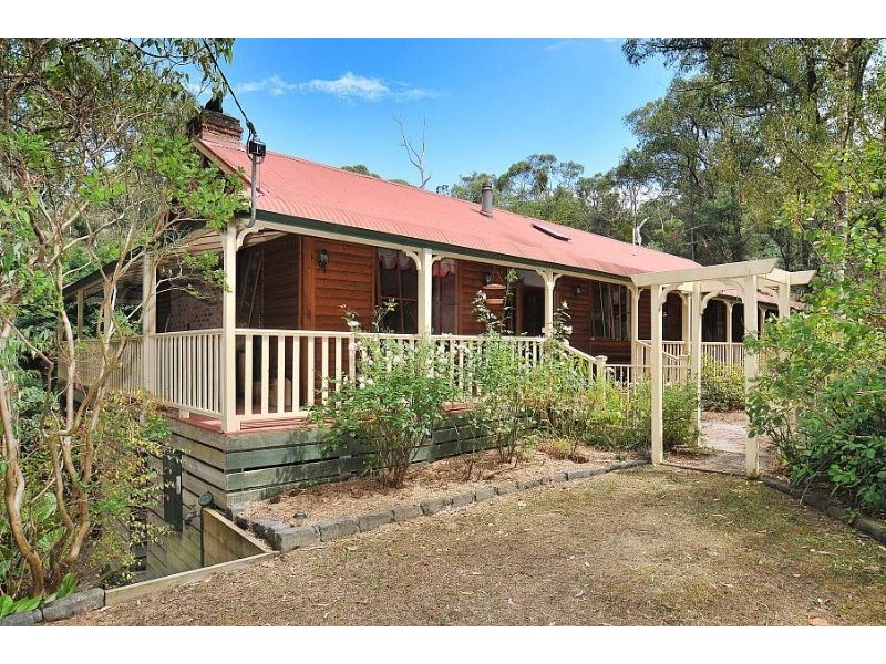 20 Bolton Road, Selby VIC 3159
